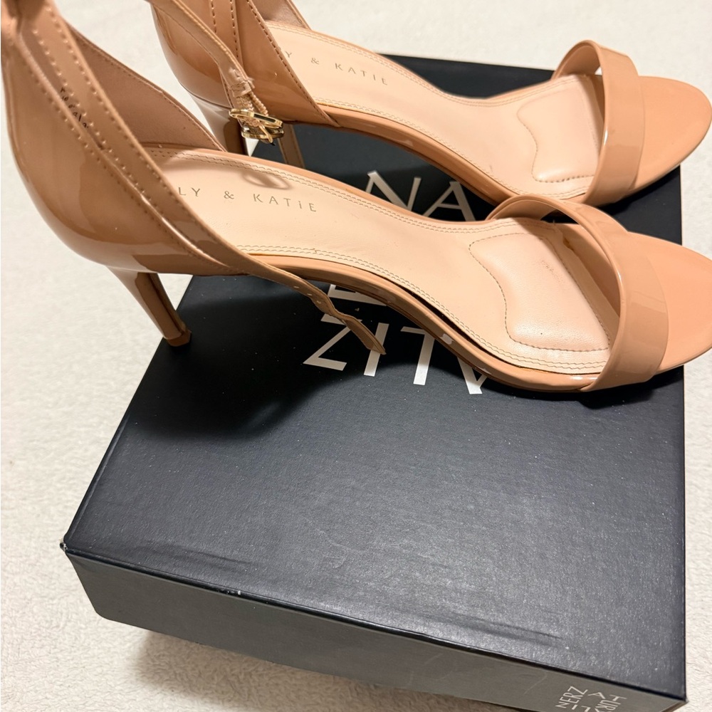 Kelly & Katie Nude Heels